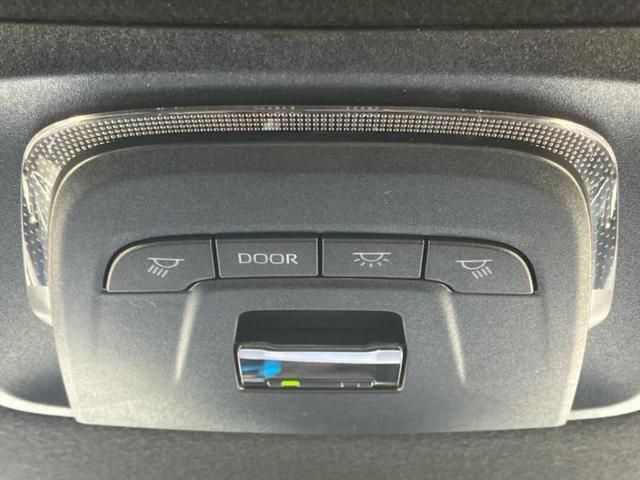 カローラクロス ハイブリッドＺ　純正エアロ／保証書／ディスプレイオーディオ＋ナビ１０．５インチ／トヨタセーフティセンス／シートヒーター　前席／パノラミックビューモニター／車線逸脱防止支援システム／シート　ハーフレザー　全周囲カメラ（41枚目）