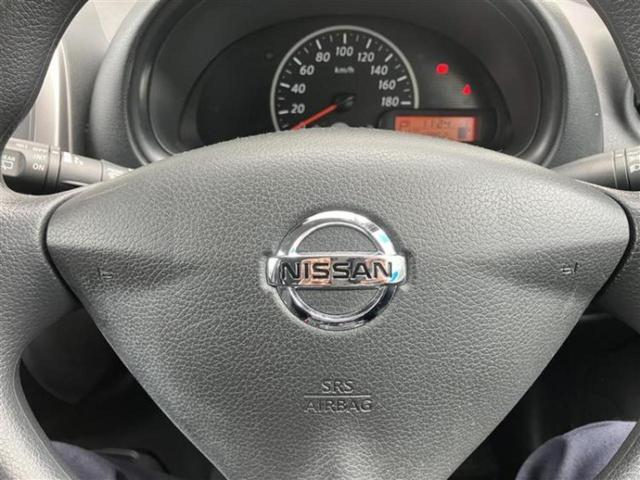 マーチ Ｓ　新品タイヤ／保証書／純正　ＳＤナビ／ＥＴＣ／ＥＢＤ付ＡＢＳ／フルセグＴＶ／エアバッグ　運転席／エアバッグ　助手席／パワーウインドウ／キーレスエントリー／パワーステアリング／マニュアルエアコン　記録簿（17枚目）