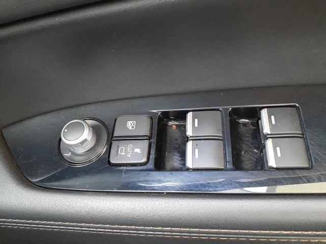 ＣＸ－５ ＸＤ　Ｌパッケージ　ＢＯＳＥ／保証書／純正　ＳＤナビ／衝突安全装置／シートヒーター／車線逸脱防止支援システム／シート　フルレザー／電動バックドア／ヘッドランプ　ＬＥＤ／ＥＴＣ／ＥＢＤ付ＡＢＳ／横滑り防止装置　革シート（32枚目）