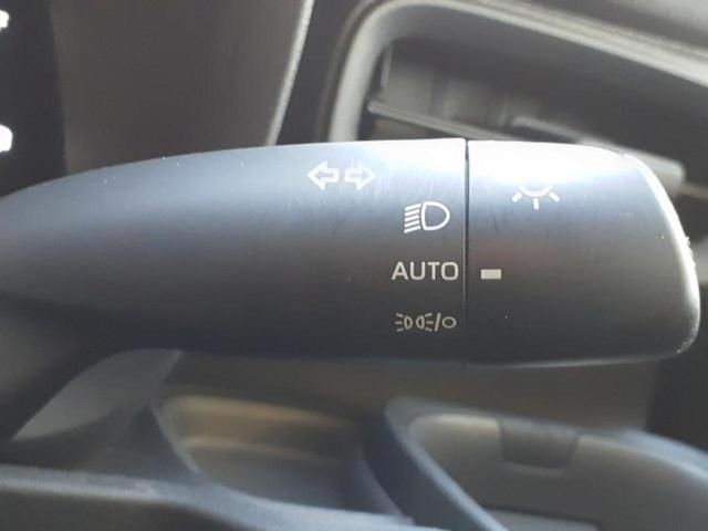 シエンタ ハイブリッドＺ　新品タイヤ／保証書／ディスプレイオーディオ＋ナビ１０インチ／衝突安全装置／両側電動スライドドア／車線逸脱防止支援システム／ヘッドランプ　ＬＥＤ／ＥＴＣ／ＥＢＤ付ＡＢＳ／横滑り防止装置　バックカメラ（16枚目）