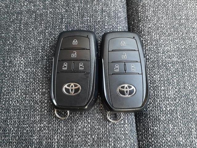 シエンタ ハイブリッドＺ　新品タイヤ／保証書／ディスプレイオーディオ＋ナビ１０インチ／衝突安全装置／両側電動スライドドア／車線逸脱防止支援システム／ヘッドランプ　ＬＥＤ／ＥＴＣ／ＥＢＤ付ＡＢＳ／横滑り防止装置　バックカメラ（36枚目）