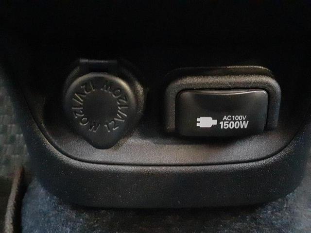 シエンタ ハイブリッドＺ　新品タイヤ／保証書／ディスプレイオーディオ＋ナビ１０インチ／衝突安全装置／両側電動スライドドア／車線逸脱防止支援システム／ヘッドランプ　ＬＥＤ／ＥＴＣ／ＥＢＤ付ＡＢＳ／横滑り防止装置　バックカメラ（39枚目）