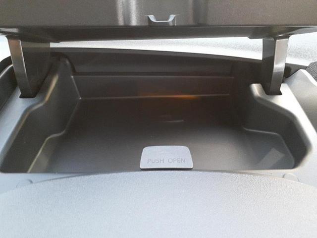 シエンタ ハイブリッドＺ　新品タイヤ／保証書／ディスプレイオーディオ＋ナビ１０インチ／衝突安全装置／両側電動スライドドア／車線逸脱防止支援システム／ヘッドランプ　ＬＥＤ／ＥＴＣ／ＥＢＤ付ＡＢＳ／横滑り防止装置　バックカメラ（44枚目）