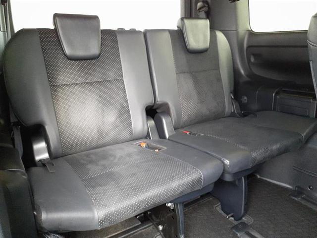 ヴォクシー ZSキラメキ3 新品タイヤ/保証書/純正 9インチ SDナビ/フリップダウンモニター 純正 12.8インチ/トヨタセーフティセンス/両側電動スライドドア/車線逸脱防止支援システム/シート ハーフレザー バックカメラ(6枚目)