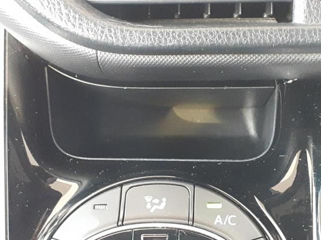 ヴォクシー ZSキラメキ3 新品タイヤ/保証書/純正 9インチ SDナビ/フリップダウンモニター 純正 12.8インチ/トヨタセーフティセンス/両側電動スライドドア/車線逸脱防止支援システム/シート ハーフレザー バックカメラ(47枚目)