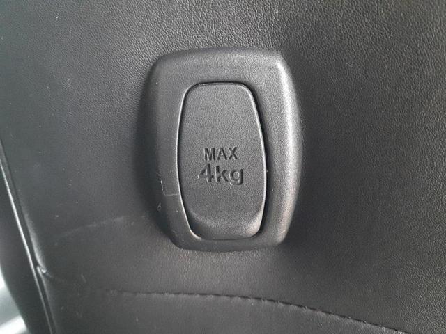 ヴォクシー ZSキラメキ3 新品タイヤ/保証書/純正 9インチ SDナビ/フリップダウンモニター 純正 12.8インチ/トヨタセーフティセンス/両側電動スライドドア/車線逸脱防止支援システム/シート ハーフレザー バックカメラ(56枚目)