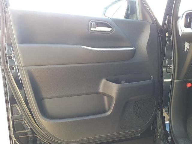 ヴォクシー Ｓ－Ｚ　保証書／ディスプレイオーディオ＋ナビ１０．５インチ／フリップダウンモニター　純正　１４インチ／トヨタセーフティセンス／両側電動スライドドア／シートヒーター　前席／ヘッドランプ　ＬＥＤ　バックカメラ（23枚目）