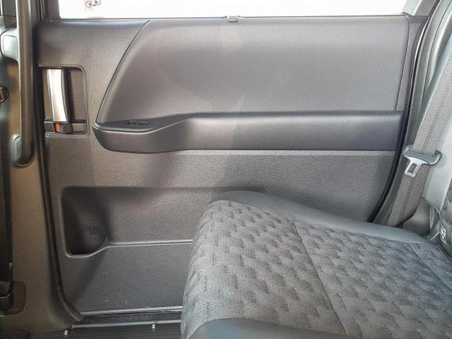 ヴォクシー Ｓ－Ｚ　保証書／ディスプレイオーディオ＋ナビ１０．５インチ／フリップダウンモニター　純正　１４インチ／トヨタセーフティセンス／両側電動スライドドア／シートヒーター　前席／ヘッドランプ　ＬＥＤ　バックカメラ（24枚目）