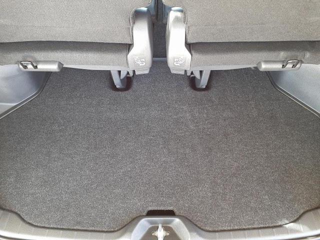 ヴォクシー Ｓ－Ｚ　保証書／ディスプレイオーディオ＋ナビ１０．５インチ／フリップダウンモニター　純正　１４インチ／トヨタセーフティセンス／両側電動スライドドア／シートヒーター　前席／ヘッドランプ　ＬＥＤ　バックカメラ（26枚目）