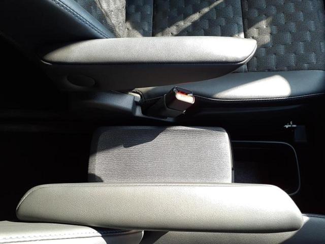 ヴォクシー Ｓ－Ｚ　保証書／ディスプレイオーディオ＋ナビ１０．５インチ／フリップダウンモニター　純正　１４インチ／トヨタセーフティセンス／両側電動スライドドア／シートヒーター　前席／ヘッドランプ　ＬＥＤ　バックカメラ（36枚目）