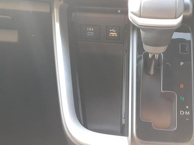 ヴォクシー Ｓ－Ｚ　保証書／ディスプレイオーディオ＋ナビ１０．５インチ／フリップダウンモニター　純正　１４インチ／トヨタセーフティセンス／両側電動スライドドア／シートヒーター　前席／ヘッドランプ　ＬＥＤ　バックカメラ（44枚目）