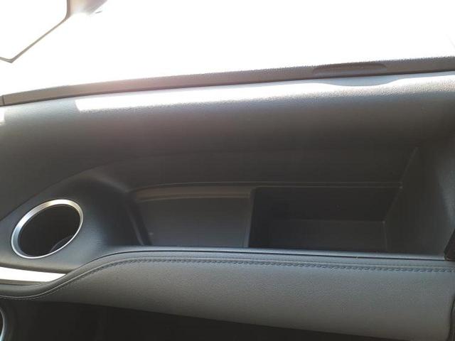 ヴォクシー Ｓ－Ｚ　保証書／ディスプレイオーディオ＋ナビ１０．５インチ／フリップダウンモニター　純正　１４インチ／トヨタセーフティセンス／両側電動スライドドア／シートヒーター　前席／ヘッドランプ　ＬＥＤ　バックカメラ（46枚目）