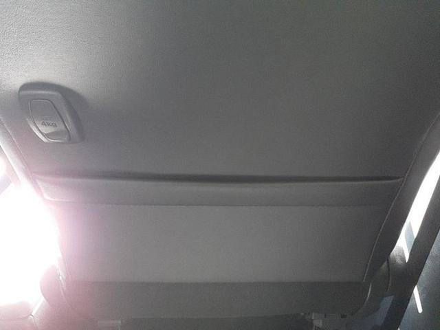 ヴォクシー Ｓ－Ｚ　保証書／ディスプレイオーディオ＋ナビ１０．５インチ／フリップダウンモニター　純正　１４インチ／トヨタセーフティセンス／両側電動スライドドア／シートヒーター　前席／ヘッドランプ　ＬＥＤ　バックカメラ（56枚目）