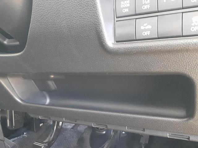 ソリオバンディット バンディットハイブリッドＭＶ　新品タイヤ／保証書／純正　ＳＤナビ／衝突安全装置／両側電動スライドドア／シートヒーター／車線逸脱防止支援システム／ヘッドランプ　ＬＥＤ／ＥＴＣ／ＥＢＤ付ＡＢＳ／横滑り防止装置／アイドリングストップ（52枚目）