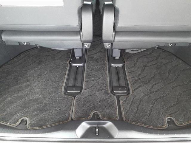 アルファードハイブリッド ４ＷＤハイブリッドＳタイプゴールド　新品タイヤ／純正エアロ／ディスプレイオーディオ＋ナビ９インチ／フリップダウンモニター　純正　１２．８インチ／デジタルインナーミラー／衝突安全装置／両側電動スライドドア　衝突被害軽減システム　フルエアロ（27枚目）