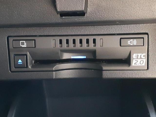 アルファードハイブリッド ４ＷＤハイブリッドＳタイプゴールド　新品タイヤ／純正エアロ／ディスプレイオーディオ＋ナビ９インチ／フリップダウンモニター　純正　１２．８インチ／デジタルインナーミラー／衝突安全装置／両側電動スライドドア　衝突被害軽減システム　フルエアロ（30枚目）