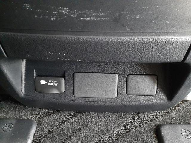 アルファードハイブリッド ４ＷＤハイブリッドＳタイプゴールド　新品タイヤ／純正エアロ／ディスプレイオーディオ＋ナビ９インチ／フリップダウンモニター　純正　１２．８インチ／デジタルインナーミラー／衝突安全装置／両側電動スライドドア　衝突被害軽減システム　フルエアロ（54枚目）