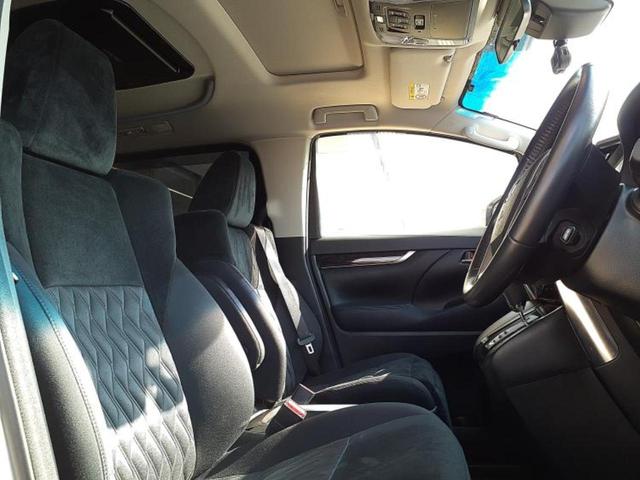 アルファード Ｓ　Ａパッケージ　サンルーフ／保証書／社外　１１インチ　ＳＤナビ／フリップダウンモニター　社外　１２．８インチ／両側電動スライドドア／ヘッドランプ　ＬＥＤ／ＥＴＣ／ＥＢＤ付ＡＢＳ／横滑り防止装置／フルセグＴＶ（4枚目）