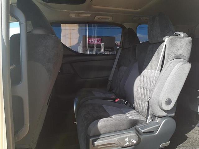 アルファード Ｓ　Ａパッケージ　サンルーフ／保証書／社外　１１インチ　ＳＤナビ／フリップダウンモニター　社外　１２．８インチ／両側電動スライドドア／ヘッドランプ　ＬＥＤ／ＥＴＣ／ＥＢＤ付ＡＢＳ／横滑り防止装置／フルセグＴＶ（8枚目）