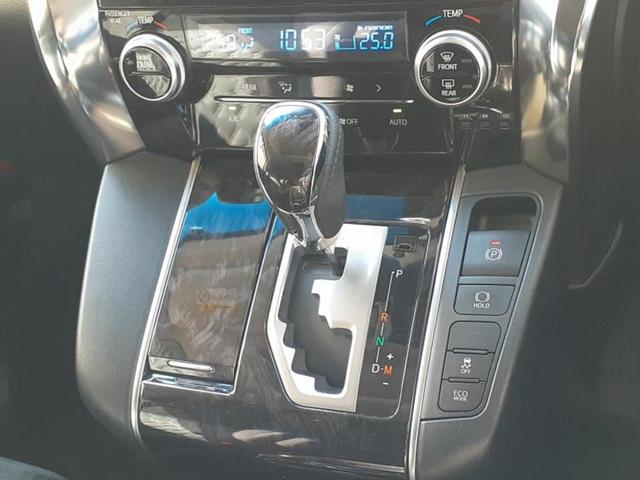 アルファード Ｓ　Ａパッケージ　サンルーフ／保証書／社外　１１インチ　ＳＤナビ／フリップダウンモニター　社外　１２．８インチ／両側電動スライドドア／ヘッドランプ　ＬＥＤ／ＥＴＣ／ＥＢＤ付ＡＢＳ／横滑り防止装置／フルセグＴＶ（18枚目）