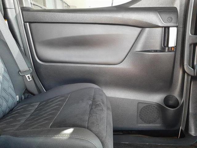 アルファード Ｓ　Ａパッケージ　サンルーフ／保証書／社外　１１インチ　ＳＤナビ／フリップダウンモニター　社外　１２．８インチ／両側電動スライドドア／ヘッドランプ　ＬＥＤ／ＥＴＣ／ＥＢＤ付ＡＢＳ／横滑り防止装置／フルセグＴＶ（25枚目）