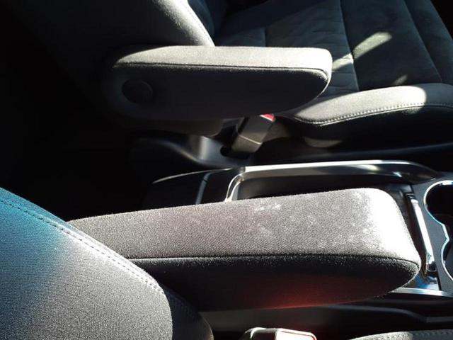 アルファード Ｓ　Ａパッケージ　サンルーフ／保証書／社外　１１インチ　ＳＤナビ／フリップダウンモニター　社外　１２．８インチ／両側電動スライドドア／ヘッドランプ　ＬＥＤ／ＥＴＣ／ＥＢＤ付ＡＢＳ／横滑り防止装置／フルセグＴＶ（38枚目）