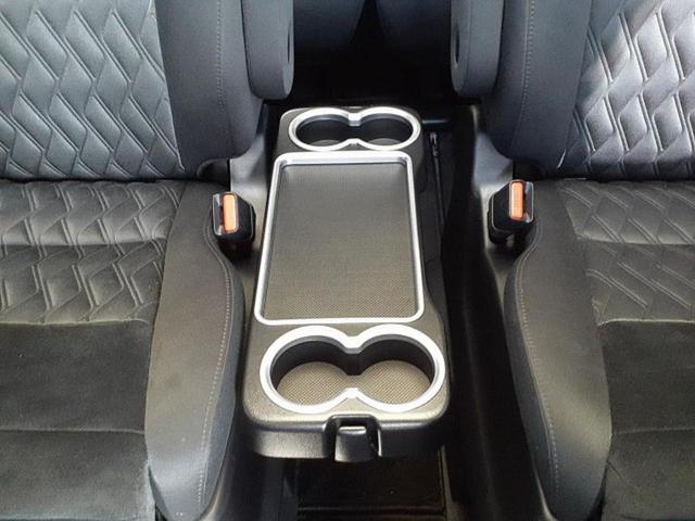 アルファード Ｓ　Ａパッケージ　サンルーフ／保証書／社外　１１インチ　ＳＤナビ／フリップダウンモニター　社外　１２．８インチ／両側電動スライドドア／ヘッドランプ　ＬＥＤ／ＥＴＣ／ＥＢＤ付ＡＢＳ／横滑り防止装置／フルセグＴＶ（52枚目）