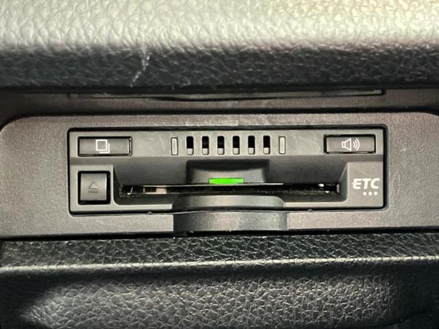 ヴォクシー ＺＳキラメキ３　新品タイヤ／保証書／純正　ＳＤナビ／トヨタセーフティセンス／両側電動スライドドア／車線逸脱防止支援システム／シート　ハーフレザー／ドライブレコーダー　前後／ヘッドランプ　ＬＥＤ　衝突被害軽減システム（18枚目）