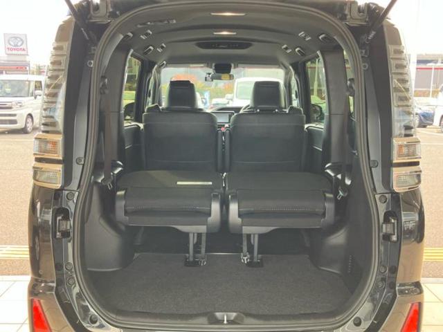 ヴォクシー ＺＳキラメキ３　新品タイヤ／保証書／純正　ＳＤナビ／トヨタセーフティセンス／両側電動スライドドア／車線逸脱防止支援システム／シート　ハーフレザー／ドライブレコーダー　前後／ヘッドランプ　ＬＥＤ　衝突被害軽減システム（21枚目）