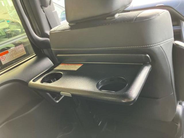 ヴォクシー ＺＳキラメキ３　新品タイヤ／保証書／純正　ＳＤナビ／トヨタセーフティセンス／両側電動スライドドア／車線逸脱防止支援システム／シート　ハーフレザー／ドライブレコーダー　前後／ヘッドランプ　ＬＥＤ　衝突被害軽減システム（44枚目）