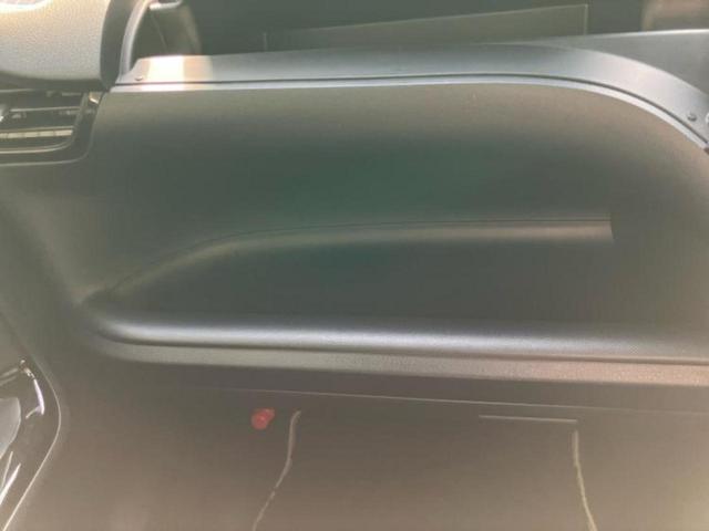 ヴォクシー ＺＳキラメキ３　新品タイヤ／保証書／純正　ＳＤナビ／トヨタセーフティセンス／両側電動スライドドア／車線逸脱防止支援システム／シート　ハーフレザー／ドライブレコーダー　前後／ヘッドランプ　ＬＥＤ　衝突被害軽減システム（48枚目）