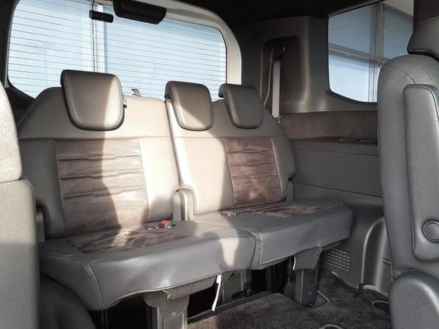 ステップワゴン ｅＨＥＶスパーダプレミアムライン　新品タイヤ／純正　１１インチ　ＳＤナビ／フリップダウンモニター／衝突安全装置／両側電動スライドドア／シートヒーター／車線逸脱防止支援システム／シート　ハーフレザー／電動バックドア　衝突被害軽減システム（6枚目）