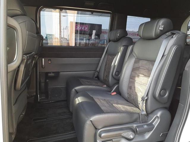 ステップワゴン ｅＨＥＶスパーダプレミアムライン　新品タイヤ／純正　１１インチ　ＳＤナビ／フリップダウンモニター／衝突安全装置／両側電動スライドドア／シートヒーター／車線逸脱防止支援システム／シート　ハーフレザー／電動バックドア　衝突被害軽減システム（8枚目）