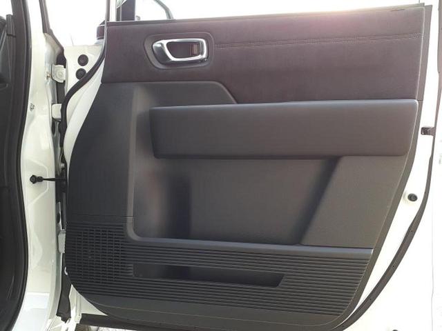 ステップワゴン ｅＨＥＶスパーダプレミアムライン　新品タイヤ／純正　１１インチ　ＳＤナビ／フリップダウンモニター／衝突安全装置／両側電動スライドドア／シートヒーター／車線逸脱防止支援システム／シート　ハーフレザー／電動バックドア　衝突被害軽減システム（22枚目）