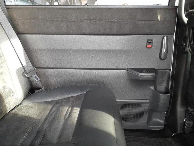 ステップワゴン ｅＨＥＶスパーダプレミアムライン　新品タイヤ／純正　１１インチ　ＳＤナビ／フリップダウンモニター／衝突安全装置／両側電動スライドドア／シートヒーター／車線逸脱防止支援システム／シート　ハーフレザー／電動バックドア　衝突被害軽減システム（25枚目）