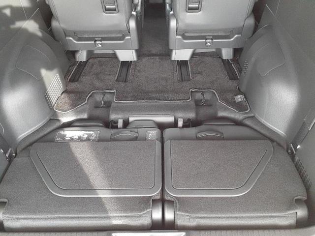 ステップワゴン ｅＨＥＶスパーダプレミアムライン　新品タイヤ／純正　１１インチ　ＳＤナビ／フリップダウンモニター／衝突安全装置／両側電動スライドドア／シートヒーター／車線逸脱防止支援システム／シート　ハーフレザー／電動バックドア　衝突被害軽減システム（28枚目）