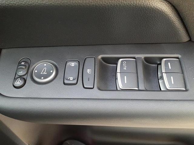 ステップワゴン ｅＨＥＶスパーダプレミアムライン　新品タイヤ／純正　１１インチ　ＳＤナビ／フリップダウンモニター／衝突安全装置／両側電動スライドドア／シートヒーター／車線逸脱防止支援システム／シート　ハーフレザー／電動バックドア　衝突被害軽減システム（34枚目）