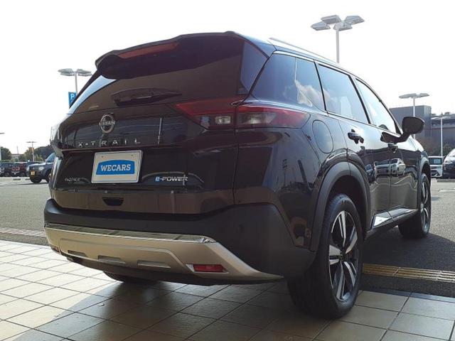 エクストレイル ４ＷＤ　Ｇ　ｅ－４ＯＲＣＥ　保証書／純正　１２．３インチ　メモリーナビ／インテリジェントルームミラー／エマージェンシーブレーキ／シートヒーター　全席／アラウンドビューモニター／車線逸脱防止支援システム／プロパイロット　電動シート（3枚目）