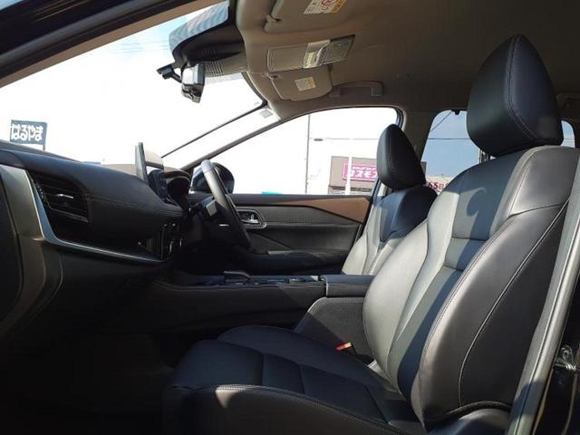 エクストレイル ４ＷＤ　Ｇ　ｅ－４ＯＲＣＥ　保証書／純正　１２．３インチ　メモリーナビ／インテリジェントルームミラー／エマージェンシーブレーキ／シートヒーター　全席／アラウンドビューモニター／車線逸脱防止支援システム／プロパイロット　電動シート（7枚目）