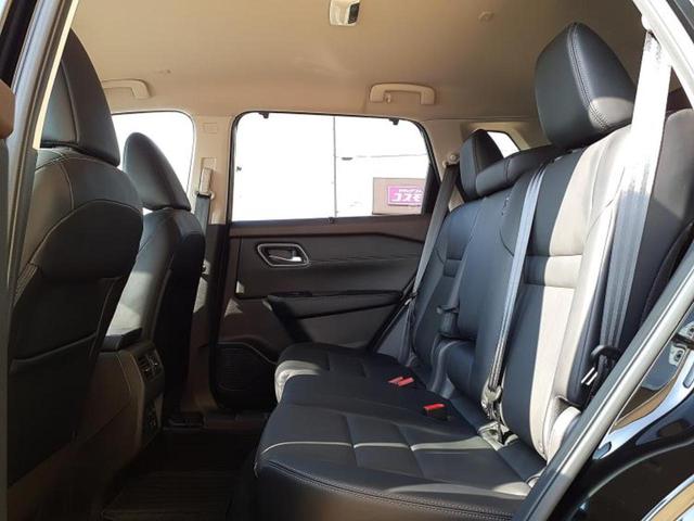 エクストレイル ４ＷＤ　Ｇ　ｅ－４ＯＲＣＥ　保証書／純正　１２．３インチ　メモリーナビ／インテリジェントルームミラー／エマージェンシーブレーキ／シートヒーター　全席／アラウンドビューモニター／車線逸脱防止支援システム／プロパイロット　電動シート（8枚目）