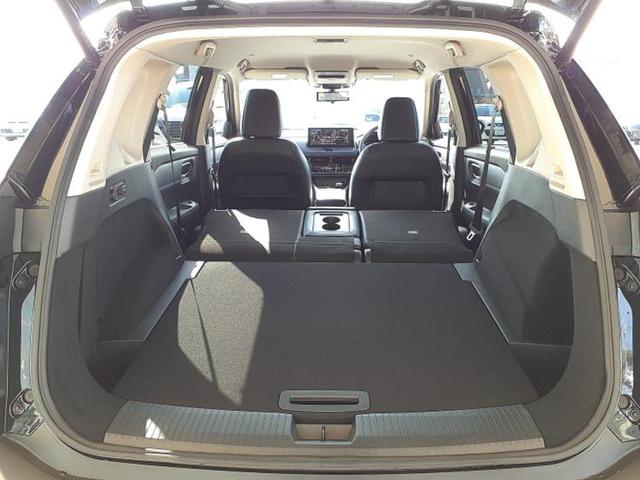 エクストレイル ４ＷＤ　Ｇ　ｅ－４ＯＲＣＥ　保証書／純正　１２．３インチ　メモリーナビ／インテリジェントルームミラー／エマージェンシーブレーキ／シートヒーター　全席／アラウンドビューモニター／車線逸脱防止支援システム／プロパイロット　電動シート（20枚目）