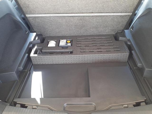 エクストレイル ４ＷＤ　Ｇ　ｅ－４ＯＲＣＥ　保証書／純正　１２．３インチ　メモリーナビ／インテリジェントルームミラー／エマージェンシーブレーキ／シートヒーター　全席／アラウンドビューモニター／車線逸脱防止支援システム／プロパイロット　電動シート（27枚目）