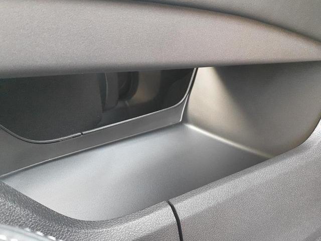 エクストレイル ４ＷＤ　Ｇ　ｅ－４ＯＲＣＥ　保証書／純正　１２．３インチ　メモリーナビ／インテリジェントルームミラー／エマージェンシーブレーキ／シートヒーター　全席／アラウンドビューモニター／車線逸脱防止支援システム／プロパイロット　電動シート（47枚目）