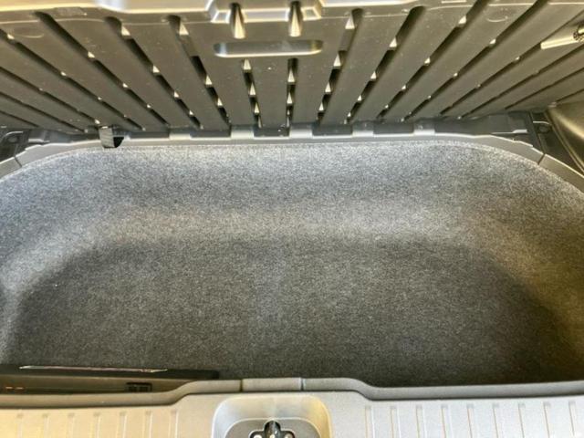 セレナ ハイウェイスターV 保証書/社外 ナビ/エマージェンシーブレーキ/両側電動スライドドア/車線逸脱防止支援システム/プロパイロット/ドライブレコーダー 社外/ヘッドランプ LED/ETC/EBD付ABS/横滑り防止装置(28枚目)