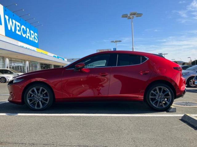 MAZDA3ファストバック 4WD XDプロアクティブツーリングセレクション 保証書/ディスプレイオーディオ8インチ/衝突安全装置/シートヒーター 前席/360°ビューモニター/車線逸脱防止支援システム/ヘッドランプ LED/Bluetooth接続/ETC 衝突被害軽減システム(2枚目)