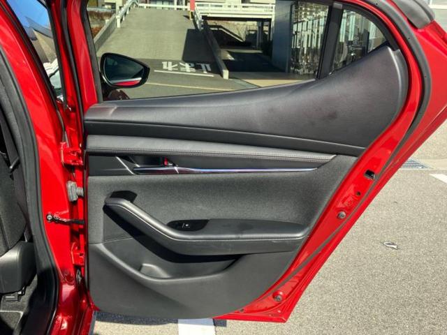 MAZDA3ファストバック 4WD XDプロアクティブツーリングセレクション 保証書/ディスプレイオーディオ8インチ/衝突安全装置/シートヒーター 前席/360°ビューモニター/車線逸脱防止支援システム/ヘッドランプ LED/Bluetooth接続/ETC 衝突被害軽減システム(21枚目)