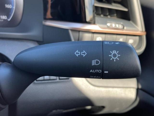 クラウンスポーツ 4WD Z パノラマルーフ/純正エアロ/保証書/純正 12.3インチ メモリーナビ/デジタルインナーミラー/トヨタセーフティセンス/エアーシート 前席/パノラミックビューモニター/車線逸脱防止支援システム 4WD(17枚目)