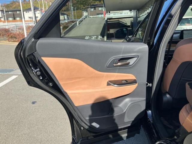 クラウンスポーツ 4WD Z パノラマルーフ/純正エアロ/保証書/純正 12.3インチ メモリーナビ/デジタルインナーミラー/トヨタセーフティセンス/エアーシート 前席/パノラミックビューモニター/車線逸脱防止支援システム 4WD(23枚目)