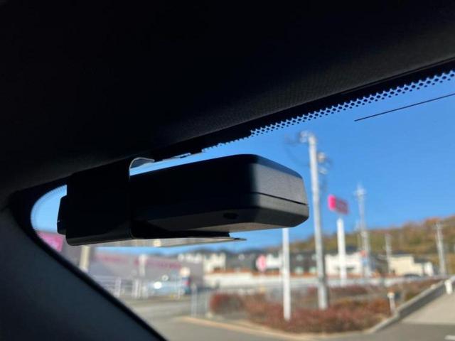 クラウンスポーツ 4WD Z パノラマルーフ/純正エアロ/保証書/純正 12.3インチ メモリーナビ/デジタルインナーミラー/トヨタセーフティセンス/エアーシート 前席/パノラミックビューモニター/車線逸脱防止支援システム 4WD(40枚目)