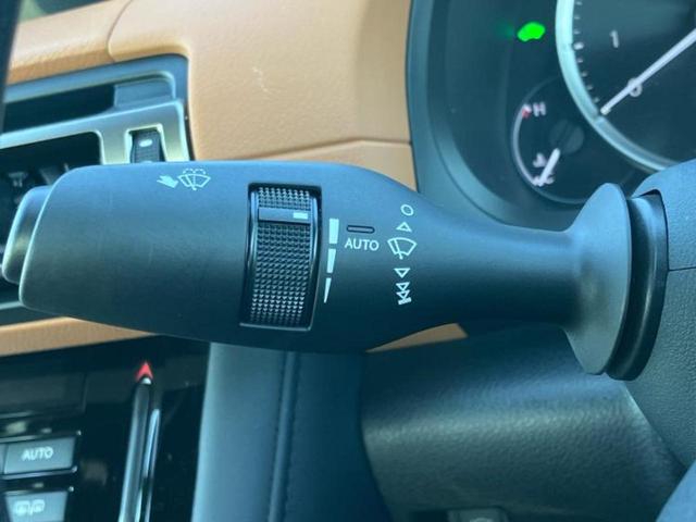 IS IS300hバージョンL 新品タイヤ/保証書/純正 10.3インチ メモリーナビ/プリクラッシュセーフティ/エアーシート 前席/パノラミックビューモニター/車線逸脱防止支援システム/シート フルレザー/ドライブレコーダー 社外(17枚目)